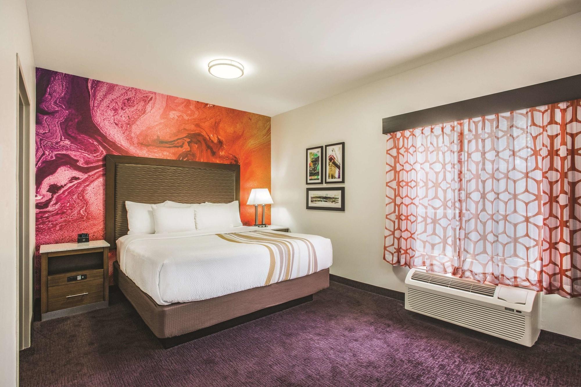 La Quinta By Wyndham Chambersburg Hotell Exteriör bild