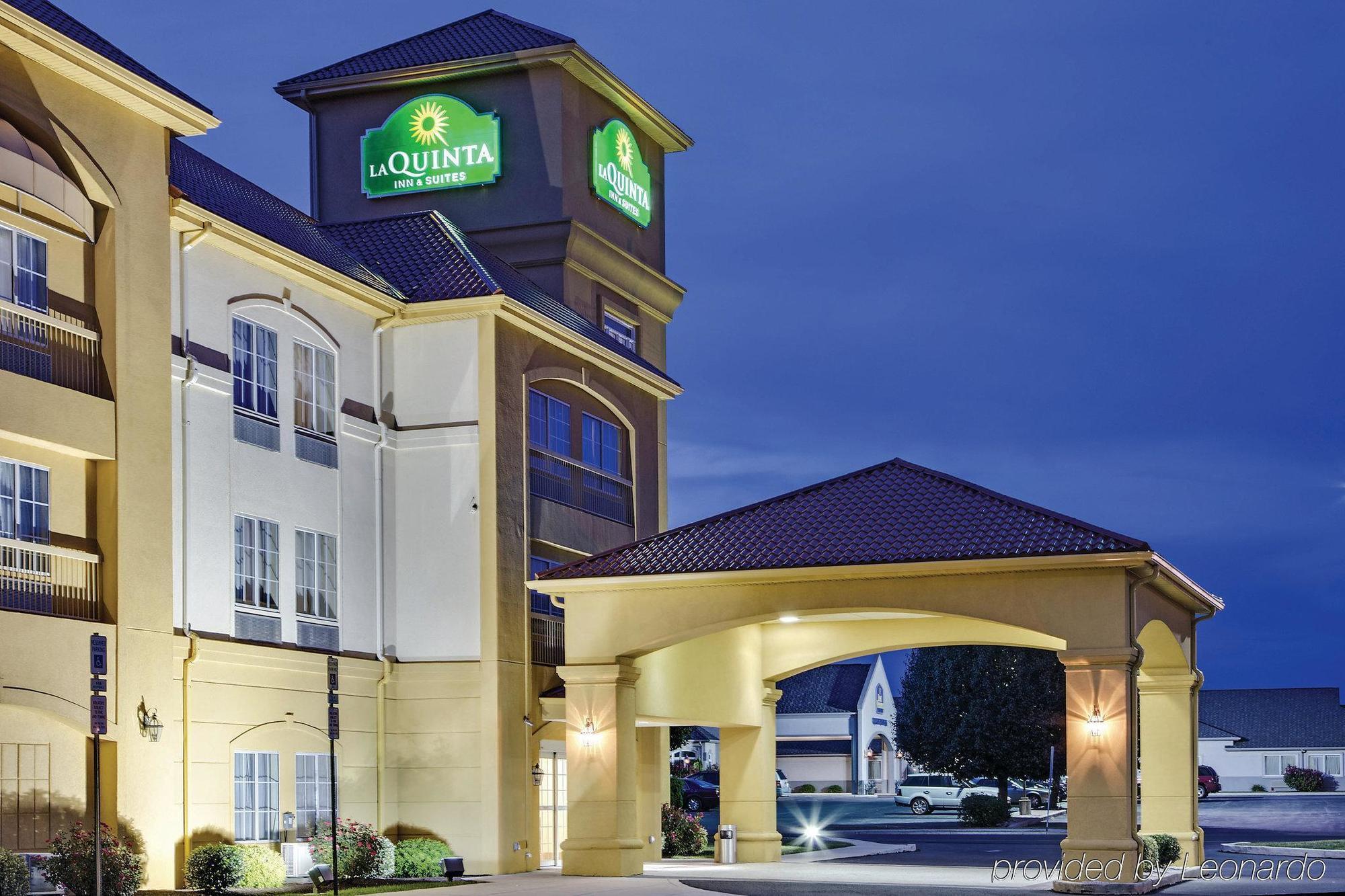La Quinta By Wyndham Chambersburg Hotell Exteriör bild